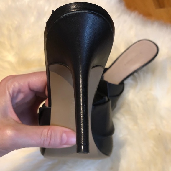 Pure Navy heels sz 10 - Picture 5 of 8